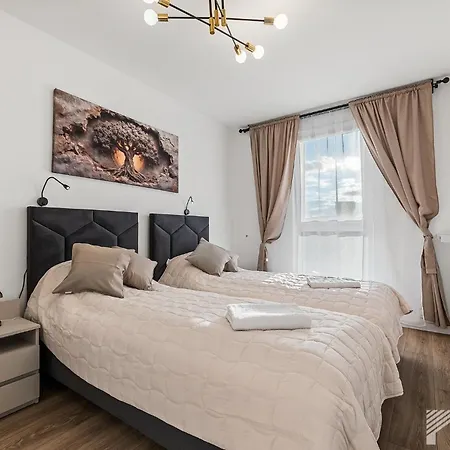 Vis A Vis Comfort By Lookap Garaż, Sauna, Jazzuzi, Basen Sezonowy Apartament *